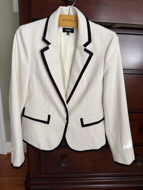 ME+EM Cream Blazer with Black Trim